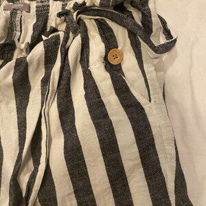 Costal Striped Shorts